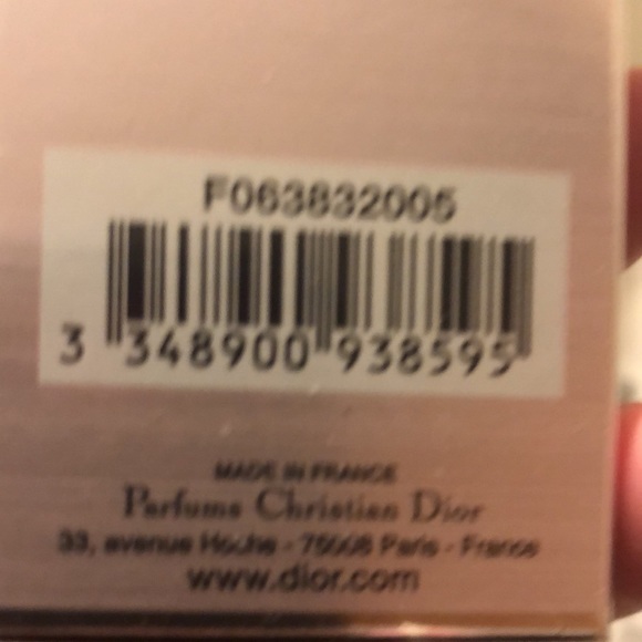 NWT Dior Capture Totale One Essential Super Serum - Picture 6 of 9